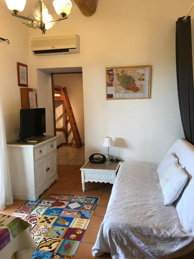 Chambres D'Hotes Et Gites Le Mas Mellou Orange  Esterno foto
