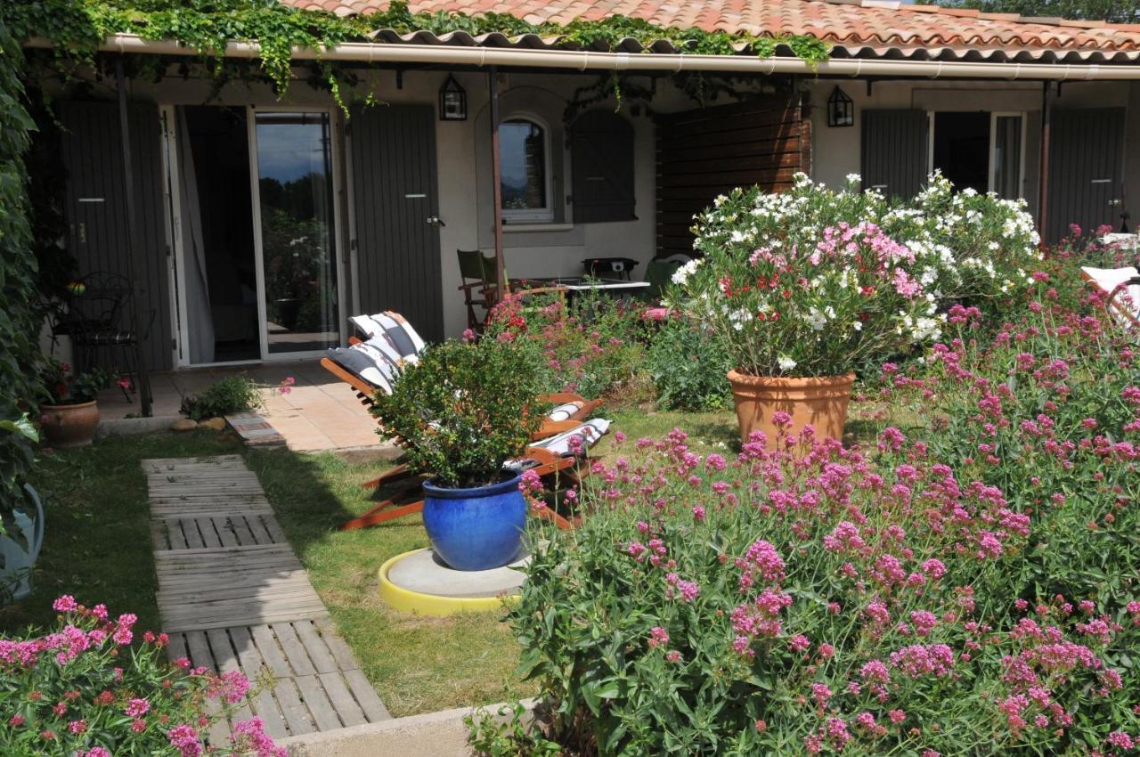 Chambres D'Hotes Et Gites Le Mas Mellou Orange  Esterno foto