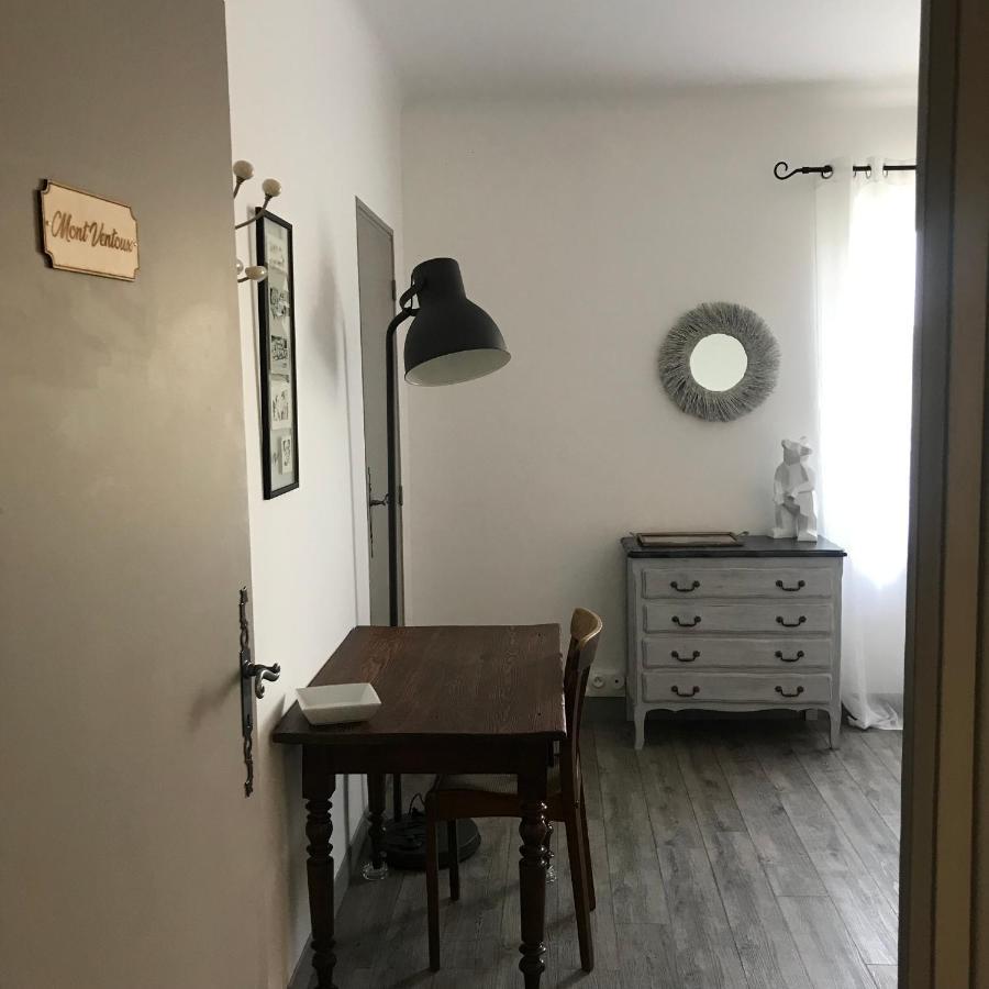 Chambres D'Hotes Et Gites Le Mas Mellou Orange  Esterno foto