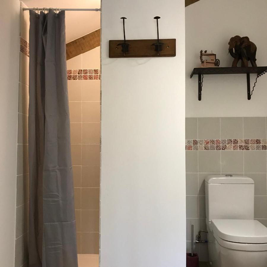 Chambres D'Hotes Et Gites Le Mas Mellou Orange  Esterno foto